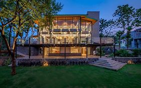 Saffronstays Sonnet